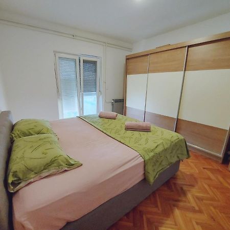 Apartman Konfidenca 비오그라드나모루 외부 사진
