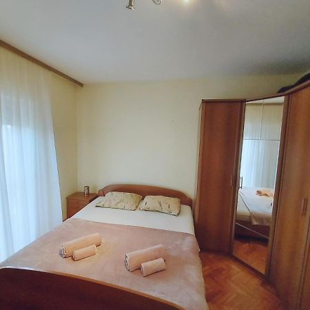 Apartman Konfidenca 비오그라드나모루 외부 사진